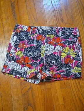 Banana Republic Size 4 Colorful Shorts